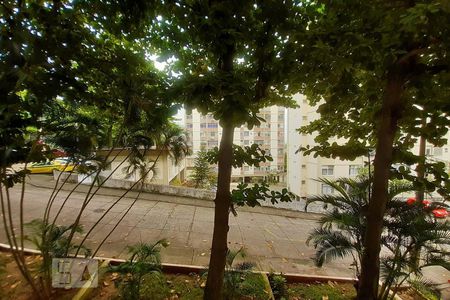 Apartamento à venda com 84m², 2 quartos e 1 vagaVista