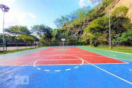 Apartamento à venda com 84m², 2 quartos e 1 vagaÁrea comum - Quadra