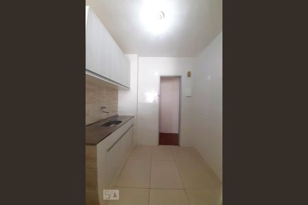 Apartamento à venda com 84m², 2 quartos e 1 vagaCozinha