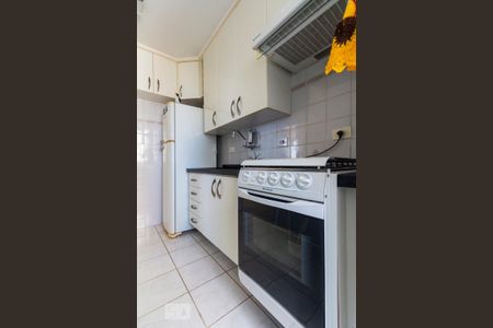 Apartamento à venda com 55m², 2 quartos e 1 vagaCozinha