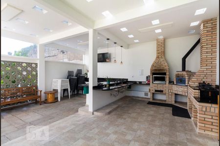 Apartamento à venda com 55m², 2 quartos e 1 vagaChurrasqueira