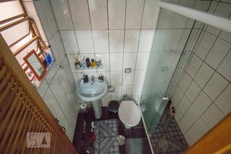 Banheiro de casa para alugar com 2 quartos, 55m² em Parque São Jorge, São Paulo