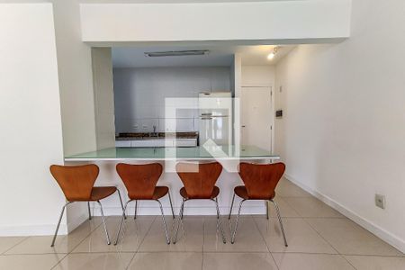 Apartamento para alugar com 89m², 2 quartos e 2 vagas Apartamento para alugar com 89m², 2 quartos e 2 vagasCozinha