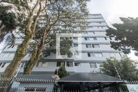Apartamento à venda com 50m², 2 quartos e 1 vaga Apartamento à venda com 50m², 2 quartos e 1 vagaFachada