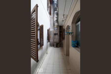 Casa à venda com 382m², 4 quartos e 6 vagasFUNDOS