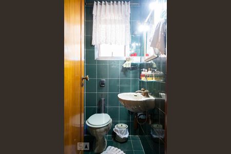 LAVABO de casa à venda com 4 quartos, 382m² em Carandiru, São Paulo