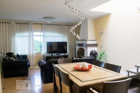 SALA de casa à venda com 4 quartos, 382m² em Carandiru, São Paulo