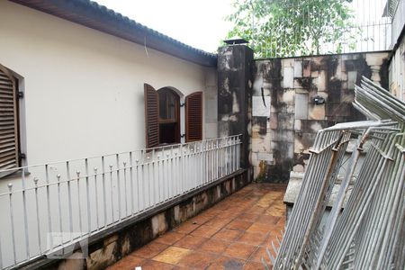 Casa à venda com 382m², 4 quartos e 6 vagasLAJE