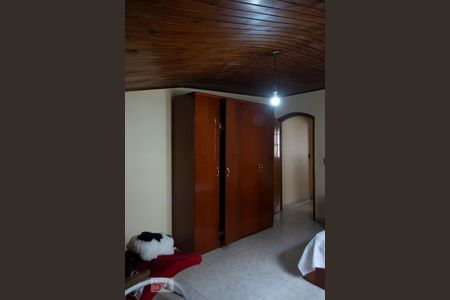 Casa à venda com 382m², 4 quartos e 6 vagasQUARTO 4 SUITE