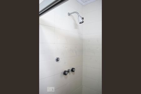 Casa à venda com 382m², 4 quartos e 6 vagasBANHEIRO