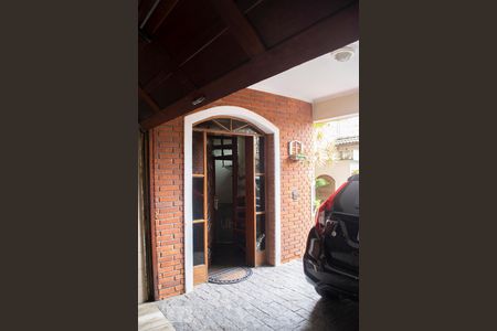 Casa à venda com 382m², 4 quartos e 6 vagasENTRADA