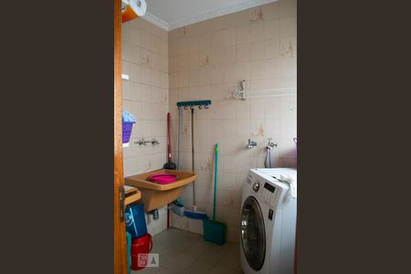 Casa à venda com 382m², 4 quartos e 6 vagasÁREA DE SERVIÇO