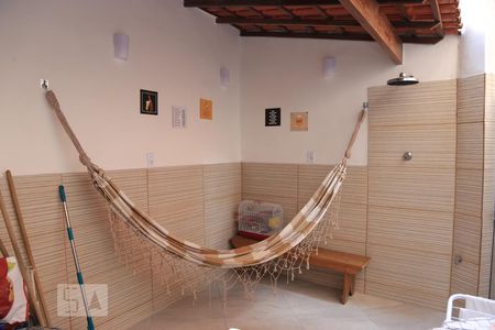 Casa de condomínio à venda com 430m², 3 quartos e 1 vagaÁrea de Serviço