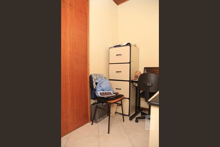 Casa de condomínio à venda com 430m², 3 quartos e 1 vagaEscritório