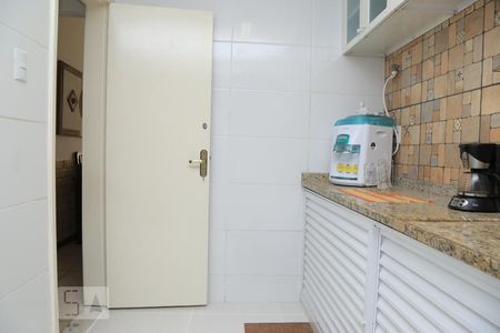 Casa de condomínio à venda com 430m², 3 quartos e 1 vagaCozinha