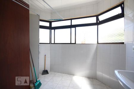 Apartamento para alugar com 60m², 2 quartos e 1 vagaÁrea de Serviço