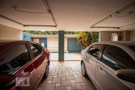 Casa à venda com 337m², 3 quartos e 5 vagasGaragem