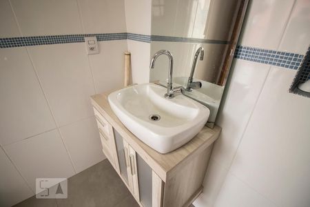 Casa à venda com 337m², 3 quartos e 5 vagasBanheiro Varanda Superior