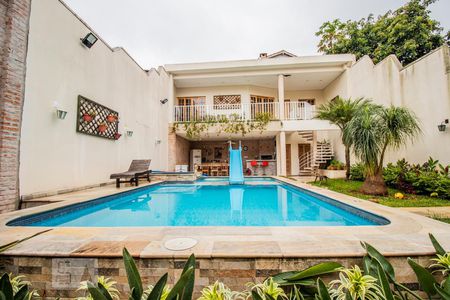 Casa à venda com 337m², 3 quartos e 5 vagasÁrea Externa Piscina