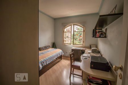 Casa à venda com 337m², 3 quartos e 5 vagasDormitório 2