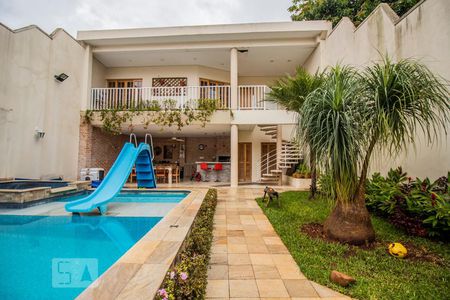 Casa à venda com 337m², 3 quartos e 5 vagasÁrea Externa Piscina