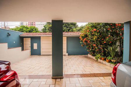 Casa à venda com 337m², 3 quartos e 5 vagasGaragem