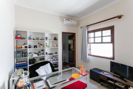 Quarto 1 de casa à venda com 4 quartos, 200m² em Siciliano, São Paulo