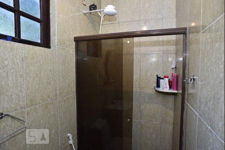 Casa à venda com 283m², 5 quartos e 4 vagasBanheiro Suíte 1