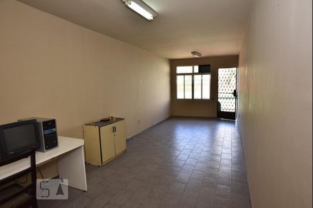 Casa à venda com 283m², 5 quartos e 4 vagasQuarto 3