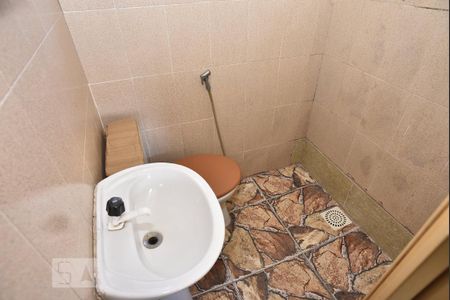 Casa à venda com 283m², 5 quartos e 4 vagasBanheiro da Suíte 2