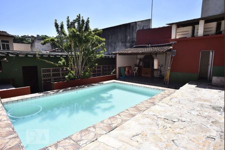 Casa à venda com 283m², 5 quartos e 4 vagasPiscina