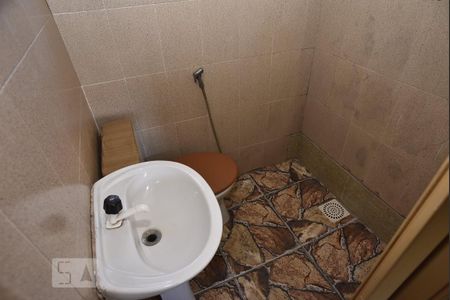 Casa à venda com 283m², 5 quartos e 4 vagasBanheiro da Suíte 2