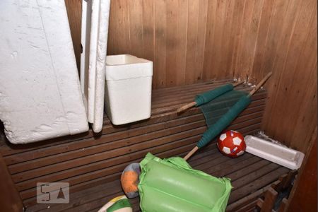 Casa à venda com 283m², 5 quartos e 4 vagasSauna