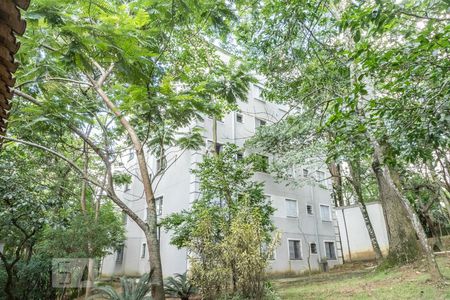 Apartamento à venda com 49m², 2 quartos e 1 vaga Apartamento à venda com 49m², 2 quartos e 1 vagaFachada do bloco