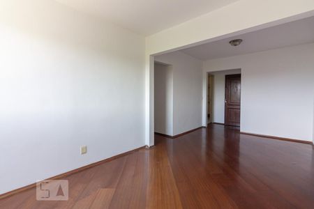 Sala de apartamento para alugar com 3 quartos, 70m² em Jardim Peri Peri, São Paulo