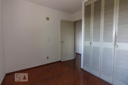 Quarto 1 de apartamento para alugar com 3 quartos, 70m² em Jardim Peri Peri, São Paulo