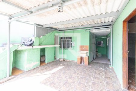 Casa para alugar com 100m², 3 quartos e 2 vagasÁrea de serviço