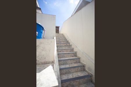 Casa à venda com 225m², 4 quartos e 2 vagas Casa à venda com 225m², 4 quartos e 2 vagasEntrada