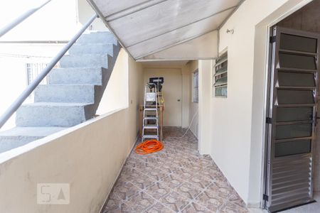 Casa à venda com 225m², 4 quartos e 2 vagas Casa à venda com 225m², 4 quartos e 2 vagasvaranda