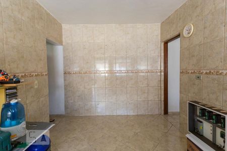 Casa à venda com 225m², 4 quartos e 2 vagas Casa à venda com 225m², 4 quartos e 2 vagasCozinha 2