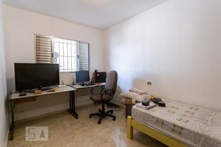 Casa à venda com 225m², 4 quartos e 2 vagas Casa à venda com 225m², 4 quartos e 2 vagasQuarto 4