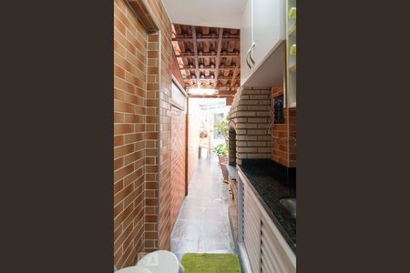 Casa à venda com 200m², 4 quartos e 3 vagasQuintal