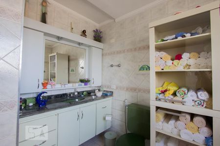 Casa para alugar com 160m², 3 quartos e 3 vagasBanheiro da Suíte