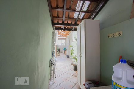 Casa para alugar com 160m², 3 quartos e 3 vagasCorredor externo