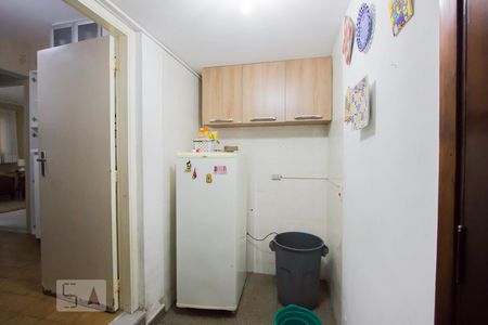 Casa para alugar com 160m², 3 quartos e 3 vagasCozinha 