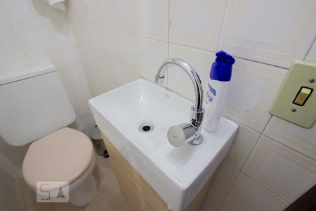 Casa para alugar com 160m², 3 quartos e 3 vagasLavabo - Torneira 