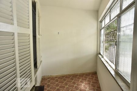 Varanda de apartamento à venda com 2 quartos, 63m² em Tanque, Rio de Janeiro