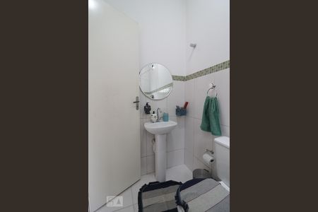 Casa à venda com 200m², 4 quartos e 3 vagasLavabo