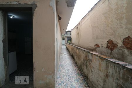 Casa à venda com 200m², 4 quartos e 3 vagasCorredor da casa 1