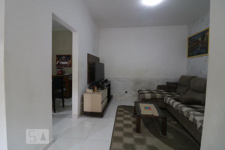 Casa à venda com 200m², 4 quartos e 3 vagasCasa 2 - Sala